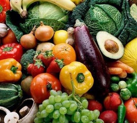 Dieta simpla: 5 fructe si legume pe zi diferit colorate