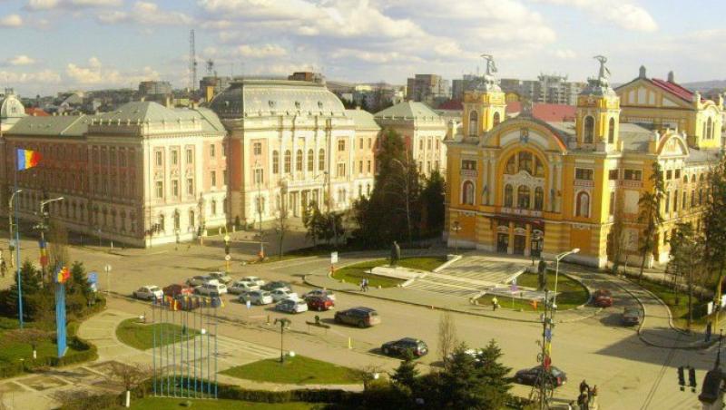 Zeci de angajati ai Operei din Cluj, in greva generala