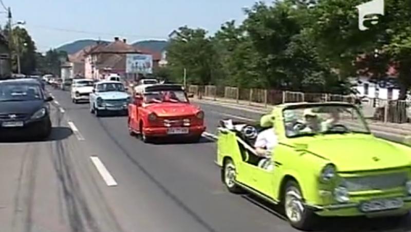 VIDEO! Defilare cu Trabantul in Odorheiul Secuiesc