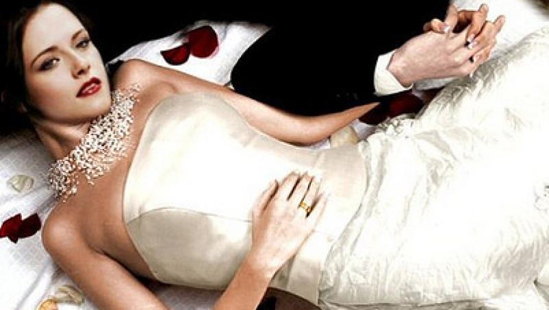 VIDEO! Rochia de nunta a Bellei Swan (Twilight) face ravagii!