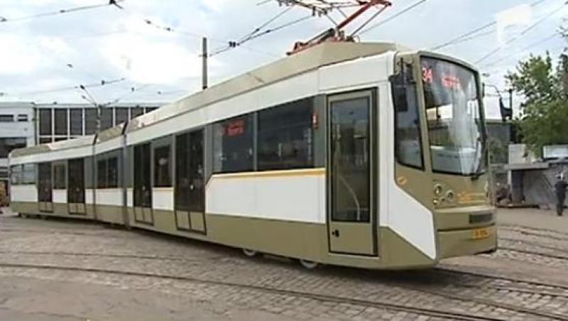 Vezi cel mai modern tramvai din Bucuresti! Va circula pe linia 34, cea care traverseaza Pasajul Basarab