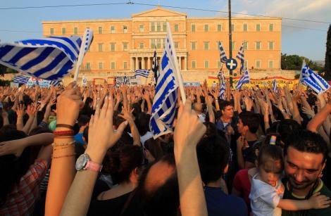 UE incearca sa forteze Grecia sa treaca la austeritate