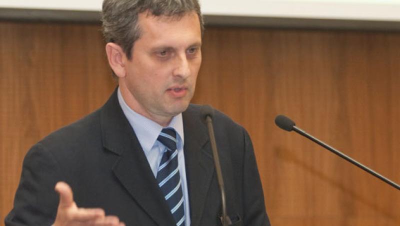 Valentin Lazea: Fondurile europene nefolosite de Romania, redirectionate pentru salvarea Greciei