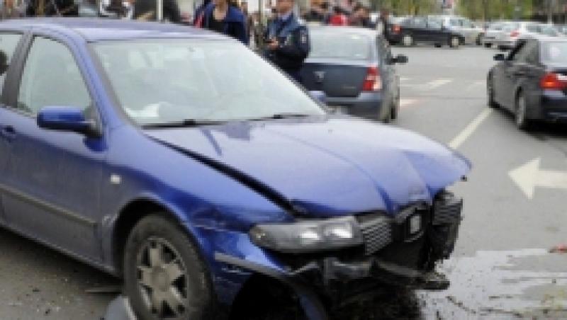 Bucuresti: Accident rutier in care a fost implicata si o masina a ambasadei SUA