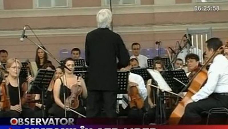VIDEO! Filarmonica din Brasov a dat un recital in in Piata Sfatului