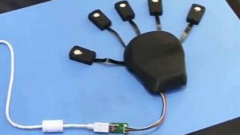 Vesti bune: A aparut mouse-ul cu 5 degete!