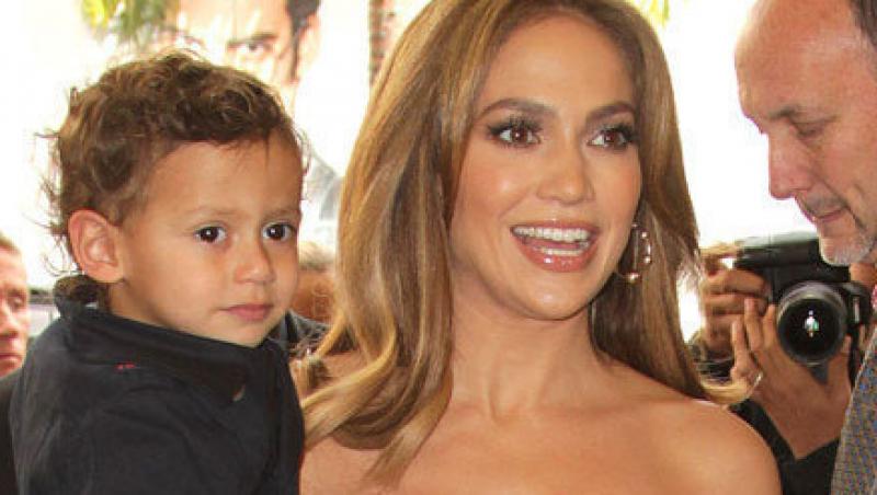 Fiul lui Jennifer Lopez a confundat piscina cu toaleta