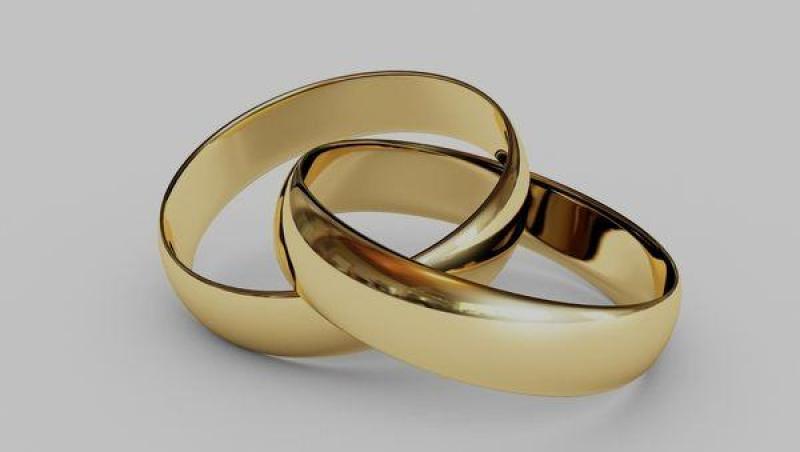 Vezi care sunt riscurile financiare ale casatoriei potrivit noului Cod Civil!