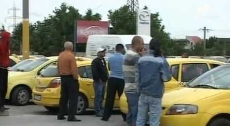 VIDEO! Constanta: Scandal cu zeci de taximetristi