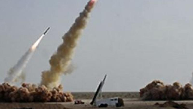 Iranul se joaca cu focul: a lansat 14 rachete balistice