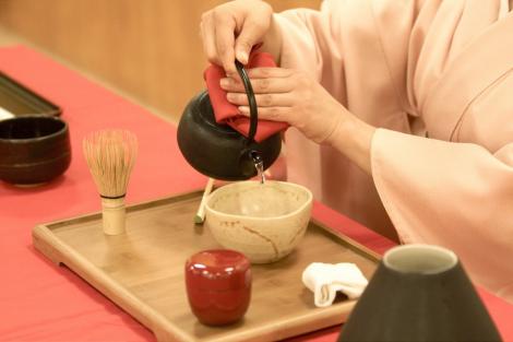 Invata ceremonia japoneza a ceaiului in Capitala!