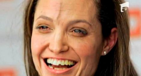 VIDEO! Angelina Jolie si alte celebritati, imbatranite in photoshop