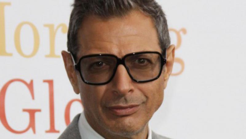 Jeff Goldblum s-a despartit de iubita cu 32 de ani mai tanara