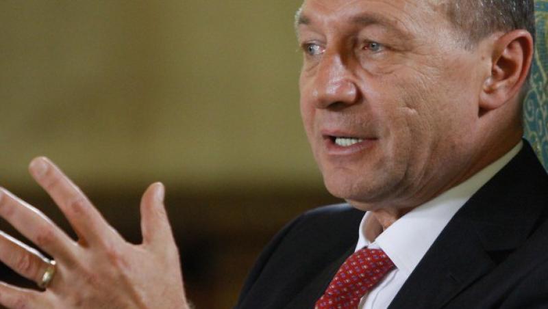 Traian Basescu iar se ia de media: 