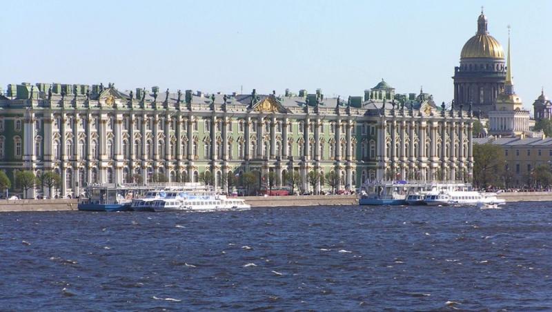 Nopti albe la Sankt Petersburg