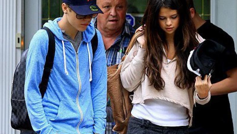 Selena Gomez, tot mai apropiata de familia lui Justin