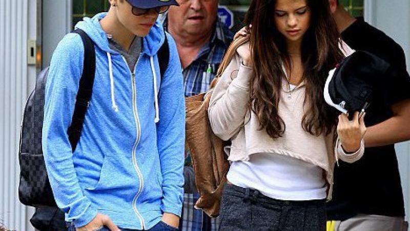 Selena Gomez, tot mai apropiata de familia lui Justin