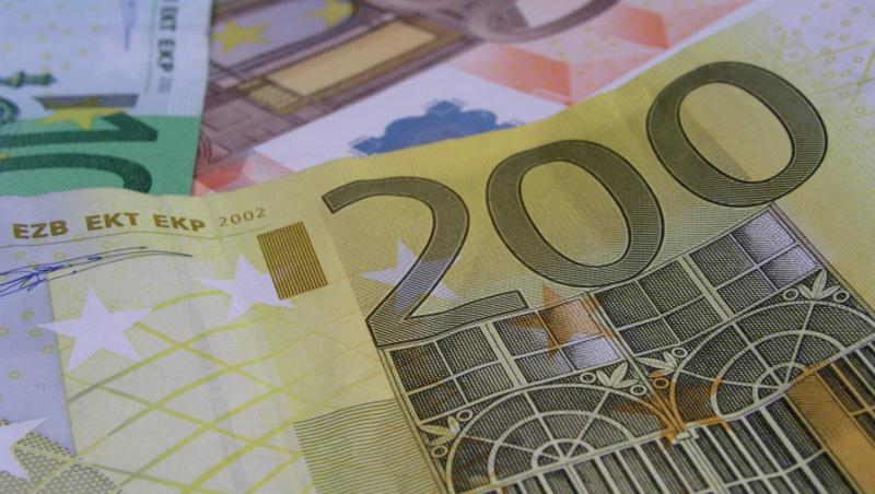 Criza de bani: Finantele cauta 1,5 miliarde de euro pe piata externa