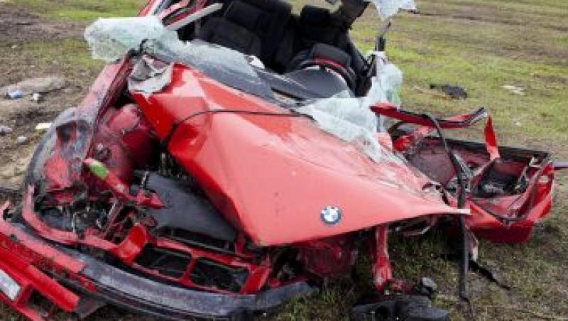 Accident rutier grav in Cluj: Noua oameni au fost raniti, dupa ce doua masini s-au ciocnit frontal