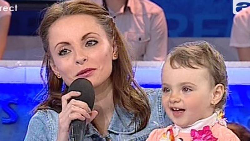 Alexandra Badescu vrea sa-i faca operatie estetica fiicei ei