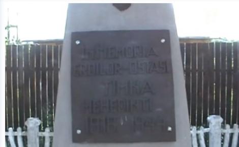 VIDEO! Un primar si-a facut monument de ''erou ostas'' in Mehedinti