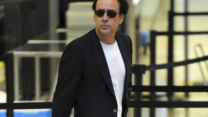 VIDEO! Nicolas Cage are din nou probleme financiare