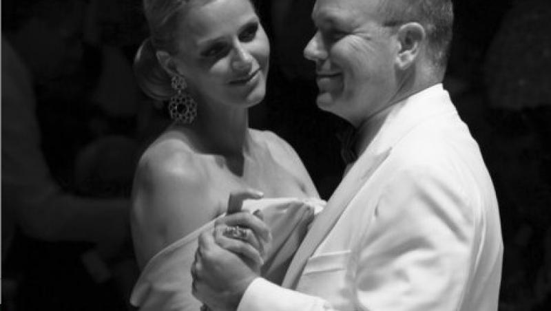 Printul Albert s-a casatorit civil cu Charlene Wittstock! Urmareste aici toate momentele ceremoniei!