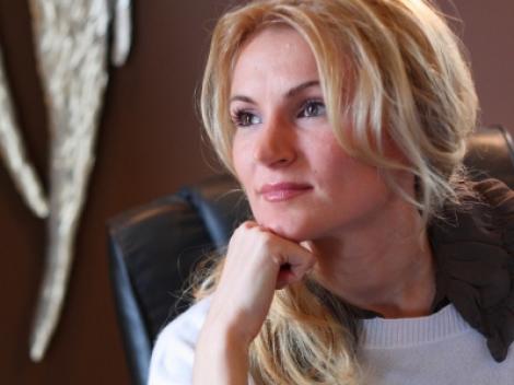 Mama Andreei Vass, faptuitoare intr-un dosar penal de incompatibilitate