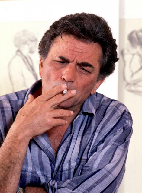 Peter Falk, alias Columbo, suferea de Alzheimer, dar a murit in urma unui infarct