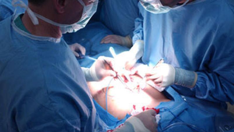 Primul dublu transplant de picioare, realizat in Spania