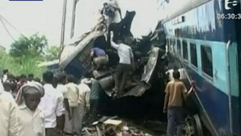 Tragedie in India. Peste 50 de morti si 250 de raniti, intr-un accident feroviar