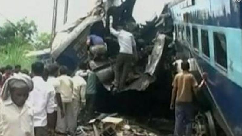 Tragedie in India. Peste 50 de morti si 250 de raniti, intr-un accident feroviar