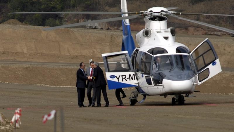 VIDEO! Premierul s-a plimbat in interes personal cu elicopterul SRI. Boc: 