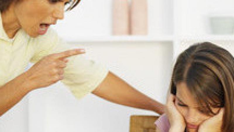 Patru probleme acute ale razboiului parinte-copil si cum sa le pui capat