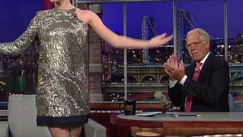 FOTO! Emma Watson, invitata la emisiunea lui David Letterman