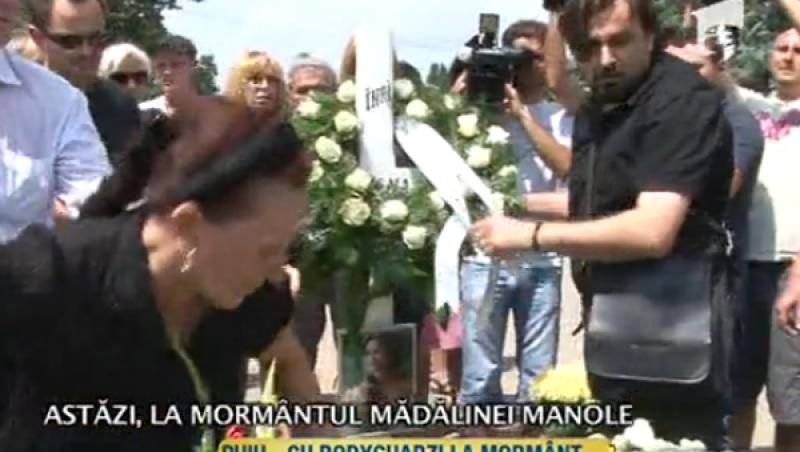 VIDEO! Scandal monstru la mormantul Madalinei Manole!