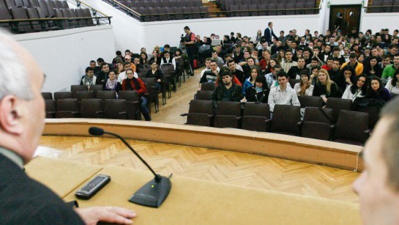 Universitatea Apollonia Iasi: Renuntam la admiterea fara diploma de BAC