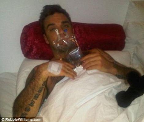 Robbie Williams: "Iata-ma pe mine cu perfuzii!"
