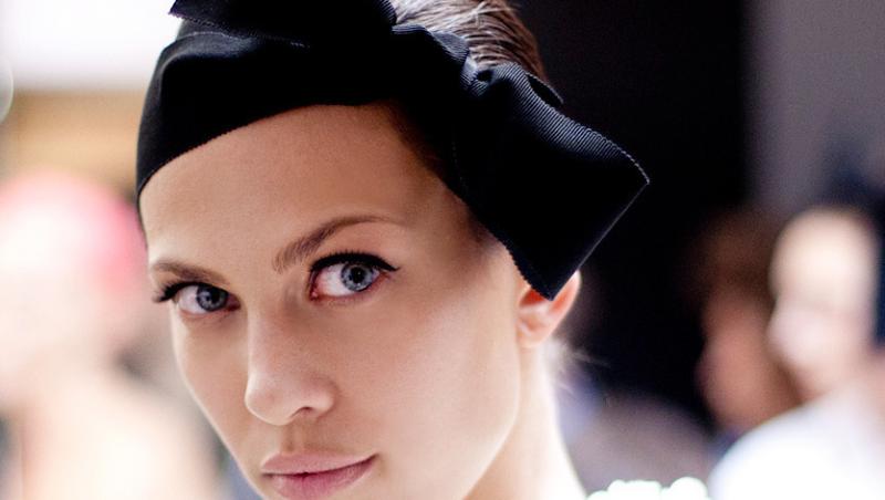 FOTO! Cele mai frumoase coafuri si machiaje de la Saptamana Modei Haute Couture
