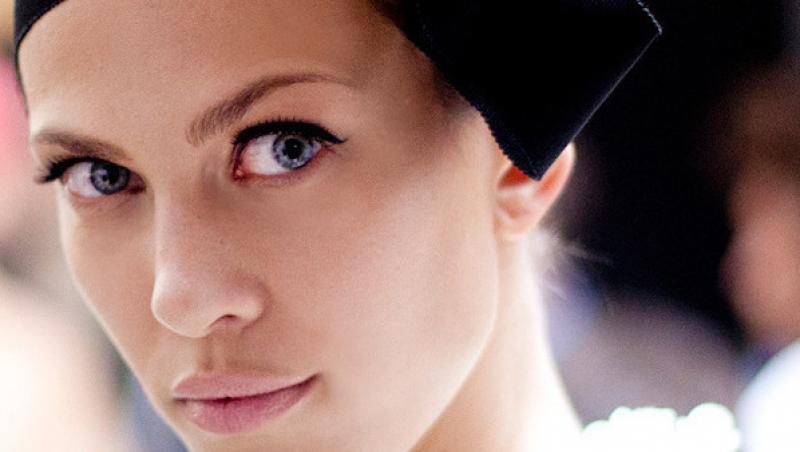 FOTO! Cele mai frumoase coafuri si machiaje de la Saptamana Modei Haute Couture