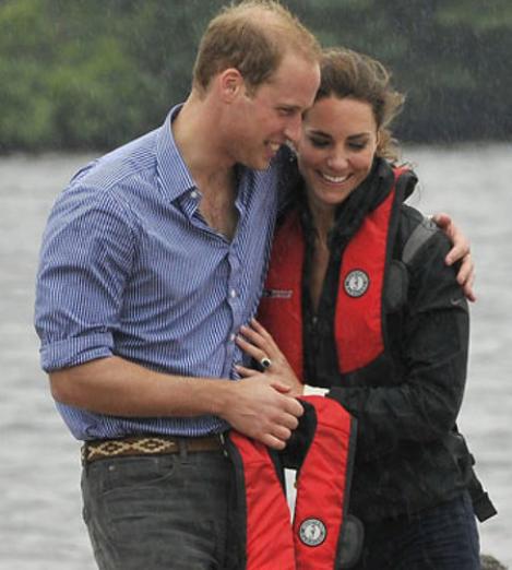 FOTO! Uite ce se mai iubesc Kate Middleton si Printul William!