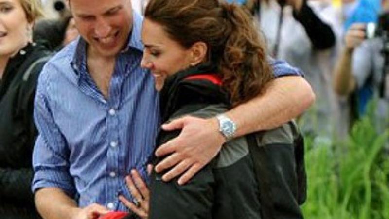 FOTO! Uite ce se mai iubesc Kate Middleton si Printul William!