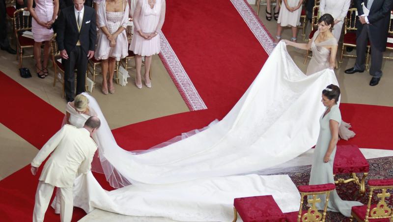 FOTO! Nunta Regala: Printul Albert si Charlene Wittstock s-au casatorit religios!