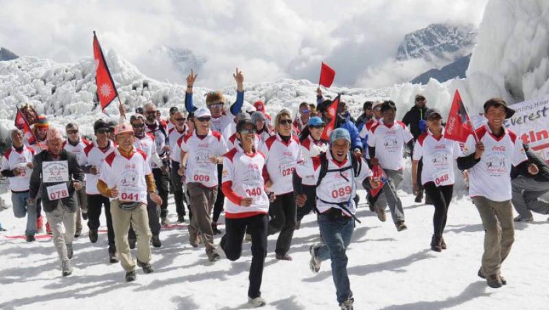 Guvernul din Nepal vrea sa determine inaltimea exacta a muntelui Everest
