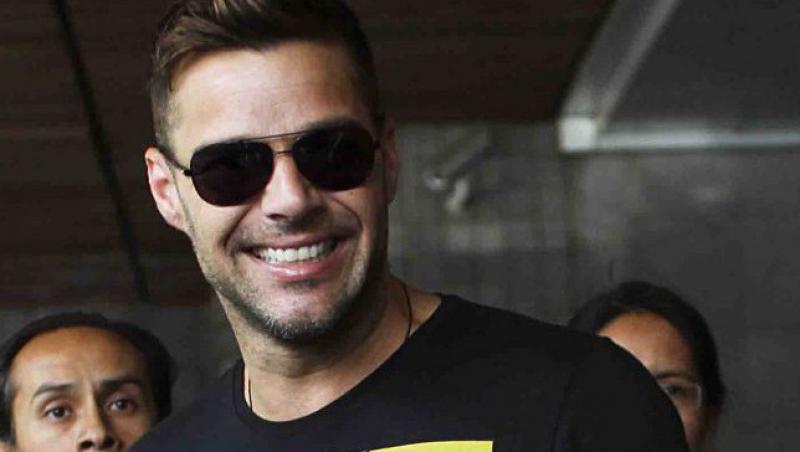 Ricky Martin, vizitat de fani la hotel... prin gura de aerisire