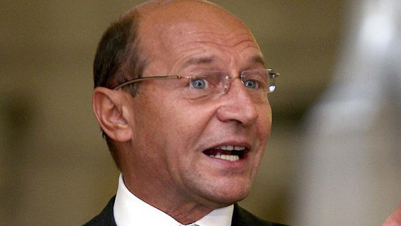 Piesa „Blonda, chiorul si piticul”, fara presedintele Basescu?