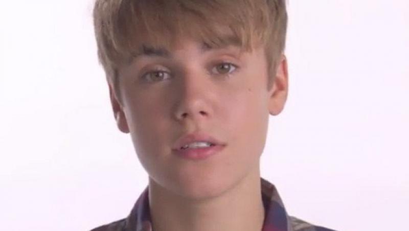 VIDEO! Justin Bieber avertizeaza tinerii despre vorbitul la telefon in timpul sofatului