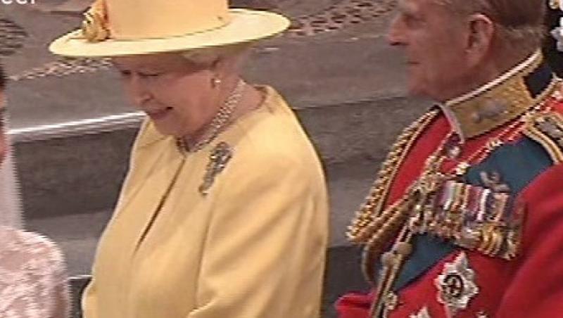 Regina Elisabeta, despre rochia de mireasa a lui Kate: „Oribil si dezgustator”