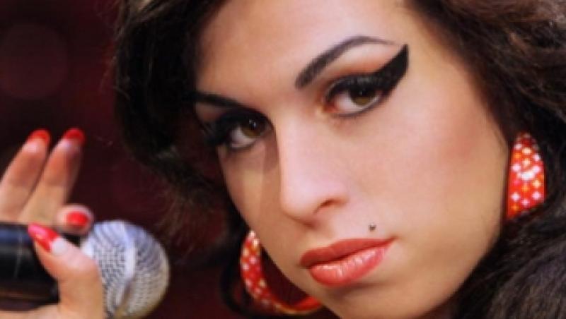 Amy Winehouse, in urma cu doua saptamani: 