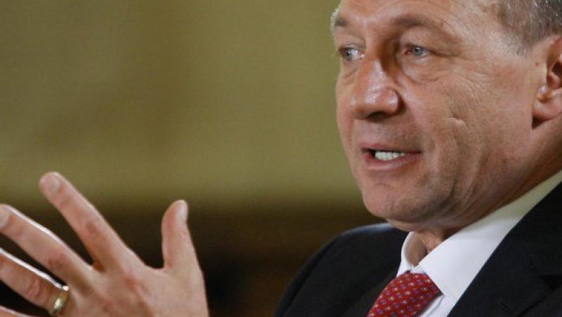 Ambasadorul Rusiei la NATO: Basescu face declaratii pro-fasciste